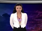 裸體新聞女主播登陸韓國主持節目只露上身